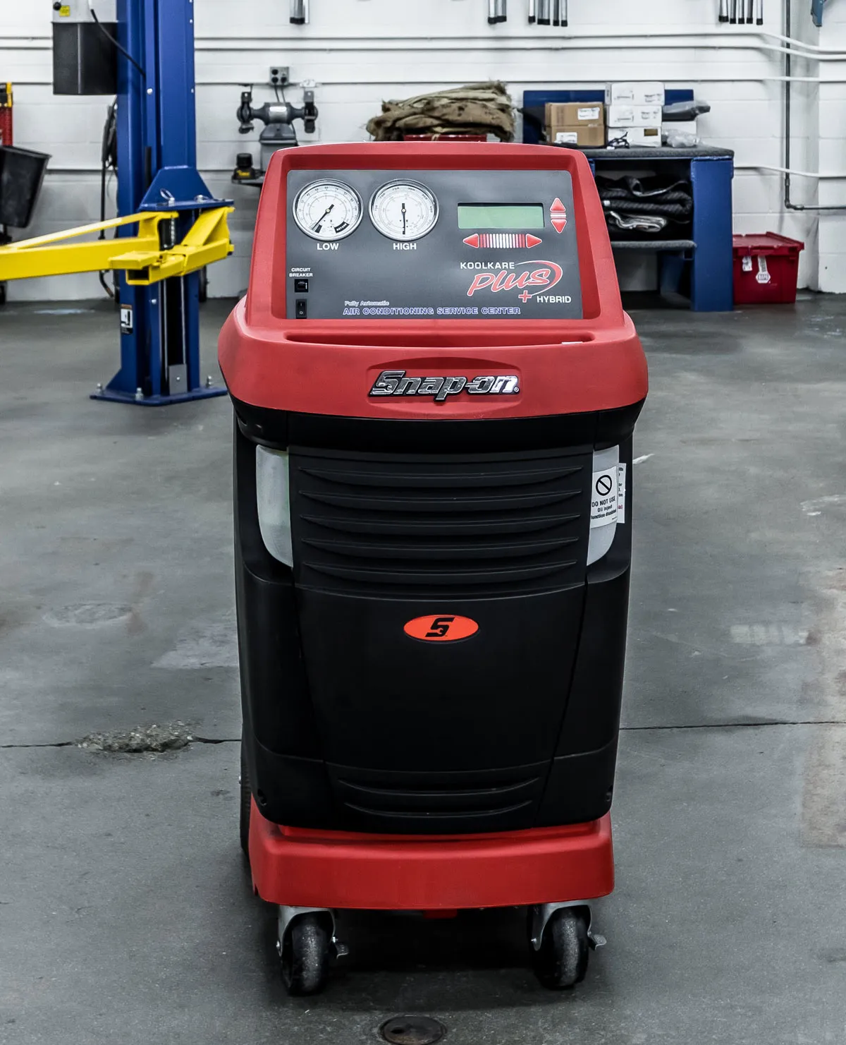 Snap-On Koolkare Plus air conditioning service equipment